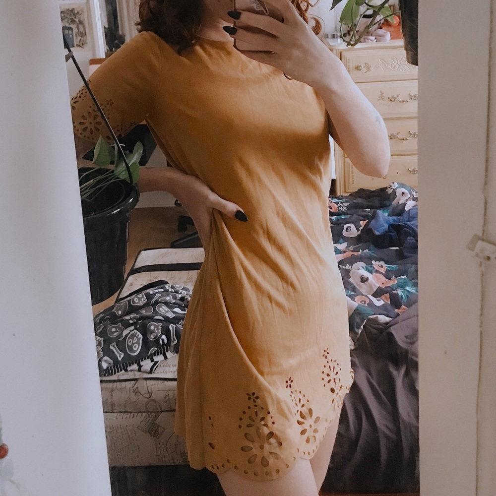 yellow dress 🌻